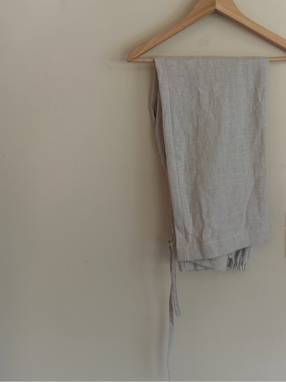 Handmade Linen Set - Picture 4 of 8